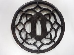 鉄地　透かし　鍔